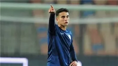 مدير الكرة بإنبي: محمد حمدي وقع بالفعل للأهلي وهذا ما فعلته لإقناعه بالتراجع