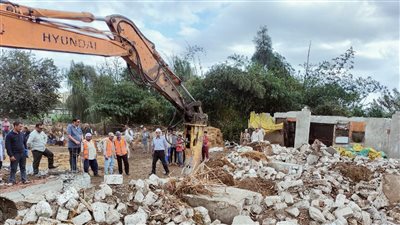 إزالة 76 حالة تعد على مساحة 10959 متر مربع بنطاق 10 مراكز بالبحيرة 