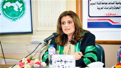 وزيرة الهجرة تشارك في مناقشة رسالة ماجيستير حول سياسات الاتحاد الأوروبي تجاه الهجرة غير النظامية