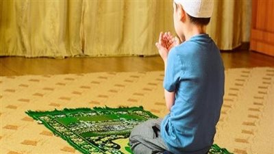 ما مدى مسئولية الوالدين تجاه أولادهم وتعليمهم أمور دينهم وتدريبهم عليها.. الإفتاء