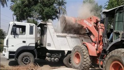 إزالة 4 حالات تعد وإشغالات بمدينة الأقصر