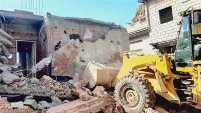 إزالة 10 حالات تعد بمركز رشيد في البحيرة (صور)