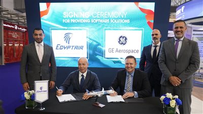 مصر للطيران توقع بروتوكول تعاون لتحليل البيانات وتقليل المخاطر