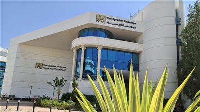  البورصة أداة تمويلية لا تقل أهمية عن البنوك.. خبراء يحددون احتياجات سوق المال لجذب المزيد من الشركات وتمكينها من دعم المشروعات الاستثمارية 