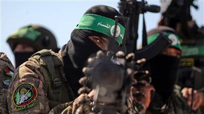 كتائب القسام تقرر تأخير إطلاق سراح الدفعة الثانية من المحتجزين الإسرائيليين