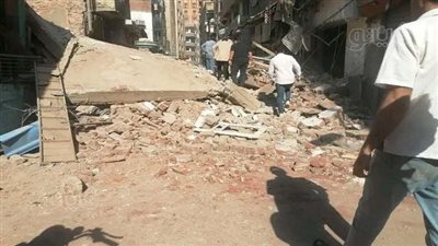 انهيار منزل قديم غير مأهول بالسكان فى الشرقية (صور)