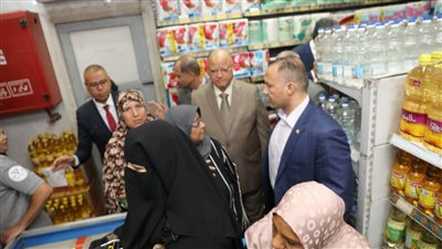 محافظ القاهرة يتفقد أسواق السلام