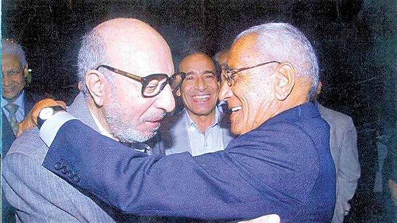 صورة نادرة تجمع بين