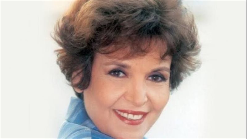 الفنانة سميرة أحمد،