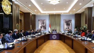 رئيس الوزراء يتابع جهود تطوير قطاع النقل وتحويل مصر لمركز لوجيستي عالمي 