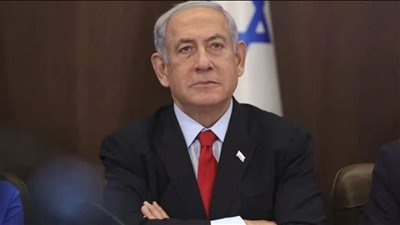 رئيس الوزراء الإسرائيلي يشارك في قمة شرم الشيخ للسلام 