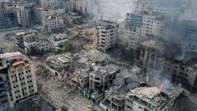 أحمد السقا يعلق على مشاهد القصف والدمار المستمر في غزة