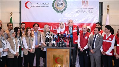 القباج وأبو غزالة يدشنان قافلة مساعدات إنسانية إلى قطاع غزة عبر الهلال الأحمر المصري