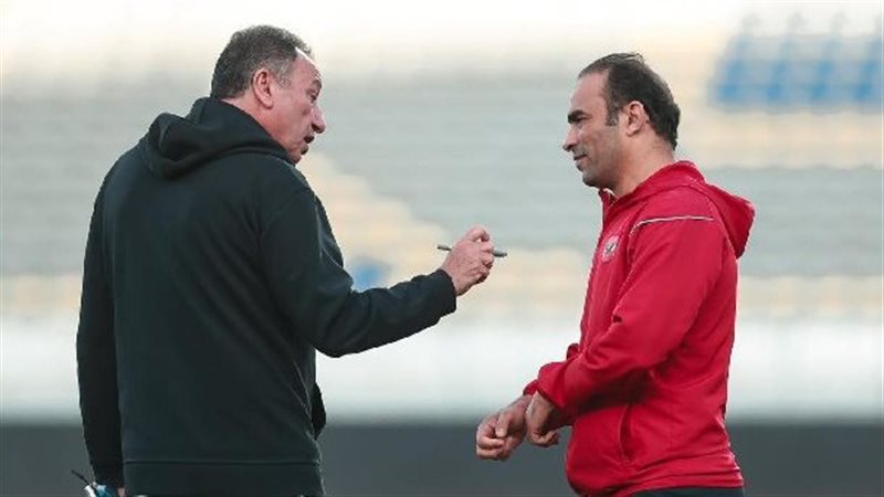 الخطيب وسيد عبد الحفيظ،فيتو