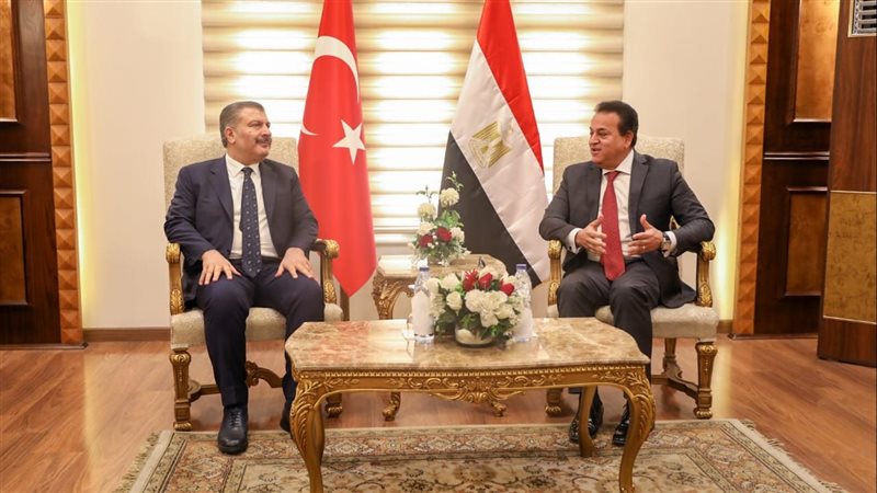 وزير الصحة د.خالد