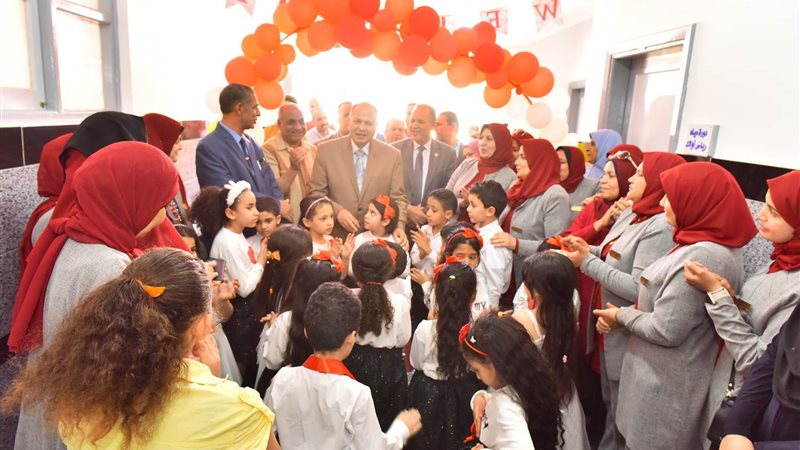 محافظ أسيوط يتفقد