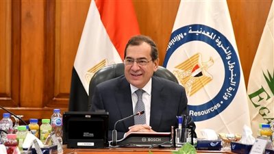 وزير البترول يوجه رسالة للعاملين بمناسبة الذكرى 48 لاسترداد حقول سيناء للسيادة المصرية 