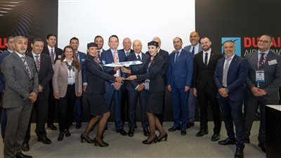 توقيع مذكرة تفاهم بين مصر للطيران وRolls- Royce لصيانة 20 محرك ترينت