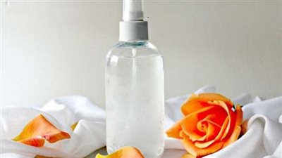 تونر البرتقال لبشرة نضرة ومفعمة بالحيوية والشباب