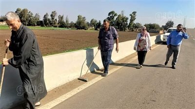 رئيسة السنطة تقود حملات نظافة بشوارع المدينة (صور)