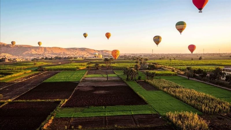 رحلات البالون الطائر