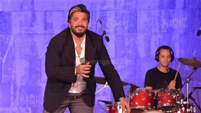 مصطفي حجاج عن تجربته الأولى في التمثيل: سعيد بصوابع زينب (فيديو)