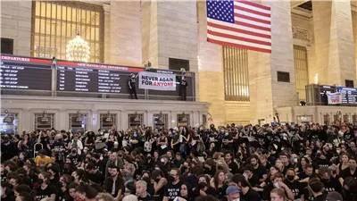 2000 كاتب وناشط يهودي يوقعون بيانا مشتركا للتنديد بالعدوان الإسرائيلي على غزة