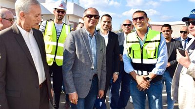 نائب وزير الإسكان يتفقد مشروعات الصرف في الدقهلية