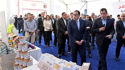 رئيس الوزراء يطلق أكبر قافلة مساعدات للأشقاء في غزة من صندوق تحيا مصر (صور)