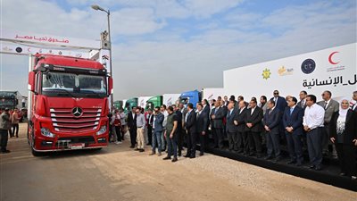 رئيس الوزراء: ثلثي مساعدات قطاع غزة قادمة من مصر (صور)