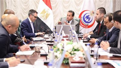 وزير الصحة يستقبل المدير العالمي لمؤسسة التمويل الدولية للصحة والتعليم لبحث سبل التعاون