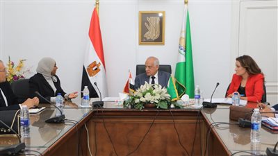 بسبب انخفاض معدل المواليد، صرف حافز مادي لمسئولي تنظيم الأسرة في الجيزة (صور)