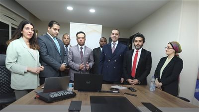 رئيس حملة السيسي الانتخابية يلتقي المتطوعين والكيانات والشبابية عبر الفيديوكونفرانس