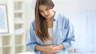 هل يؤثر وجود صديد في البول على الحمل، وما أعراضه؟