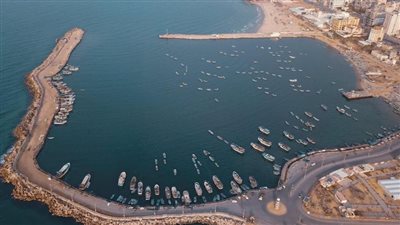 أسوشيتد برس: صور الأقمار الصناعية تؤكد بناء أمريكا ميناء جديدا في غزة