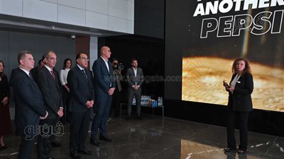 رئيس الوزراء يتفقد مركز الخدمات المشتركة لشركة بيبسيكو العالمية (صور) 