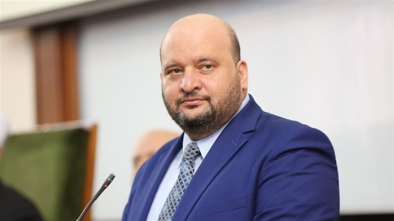 الدكتور إبراهيم نجم