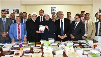 وزير الأوقاف ورئيس جامعة الأزهر يفتتحان معرض الشئون الإسلامية 