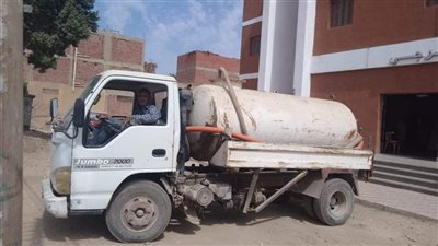 تكليفات عاجلة من محافظ الجيزة لرؤساء الأحياء والمراكز لمواجهة الأمطار (صور)