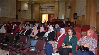 استمرار فعاليات البرنامج التدريبي المرأة تقود في الإسماعيلية (صور) 