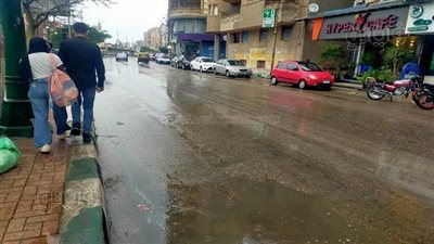 أمطار غزيرة بالشرقية والمحافظة ترفع الطوارئ (فيديو وصور)