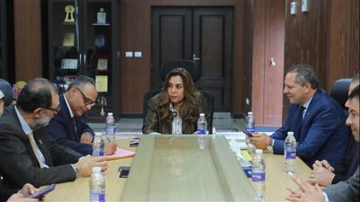 محافظ دمياط ورئيس أكاديمية البحث العلمى يبحثان آلية إدراج الجبن بموسوعة الأغذية الشعبية