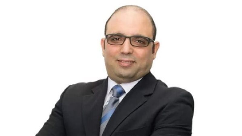 د. أحمد غريب خبير