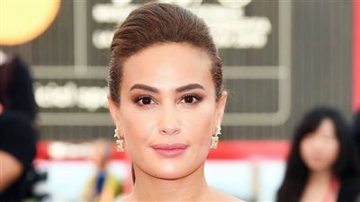 في عيد ميلادها، كيف كان فيلم مذكرات مراهقة جواز سفر هند صبري إلى هوليوود الشرق؟