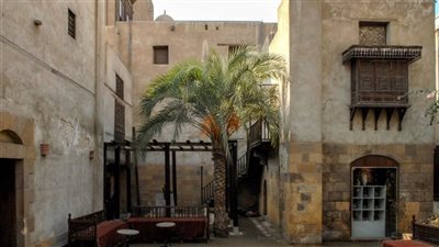 مناقشة ديوان مساجد المحروسة للشاعر أشرف البنا ببيت السناري