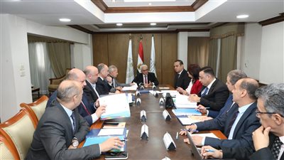 قرارات عاجلة من رضا حجازي بشأن تمويل المشروعات التعليمية