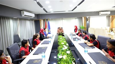 احتفالًا بأعياد الطفولة، لقاء بين محافظ أسوان وطلاب المرحلة الابتدائية للمدرسة اليابانية (صور)