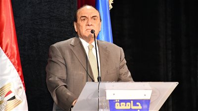 جامعة القناة تستقبل سمير فرج في حوار مفتوح حول الأمن القومي (صور)