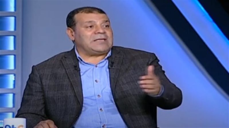 الكاتب الصحفي عصام