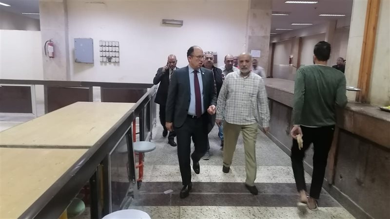 الدكتور السيد قنديل